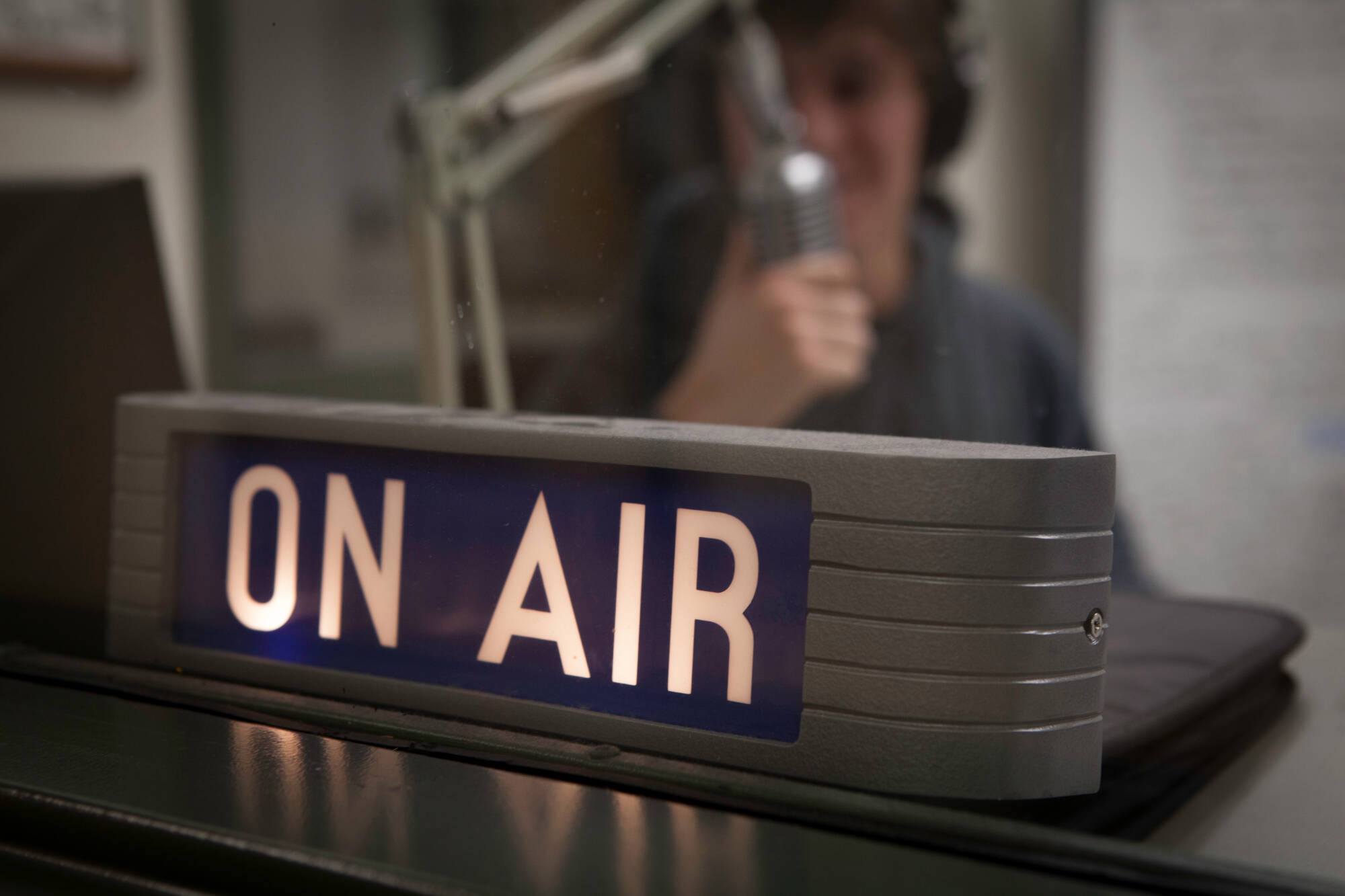 on air radio sign
